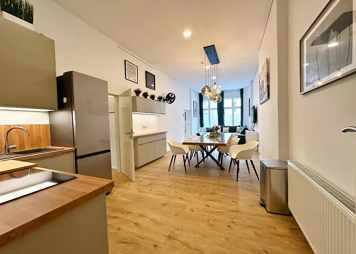 Fairapart 5 Rooms, 2 Baths, 120sq M Prenzlauer Berg Berlin