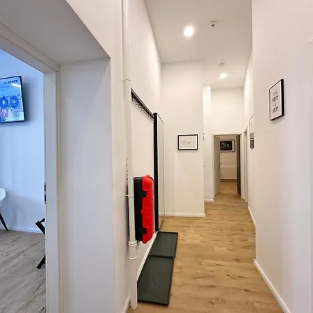 Fairapart 5 Rooms, 2 Baths, 120sq M Prenzlauer Berg Berlim