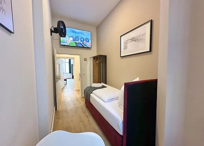 Fairapart 5 Rooms, 2 Baths, 120sq M Prenzlauer Berg Lägenhet